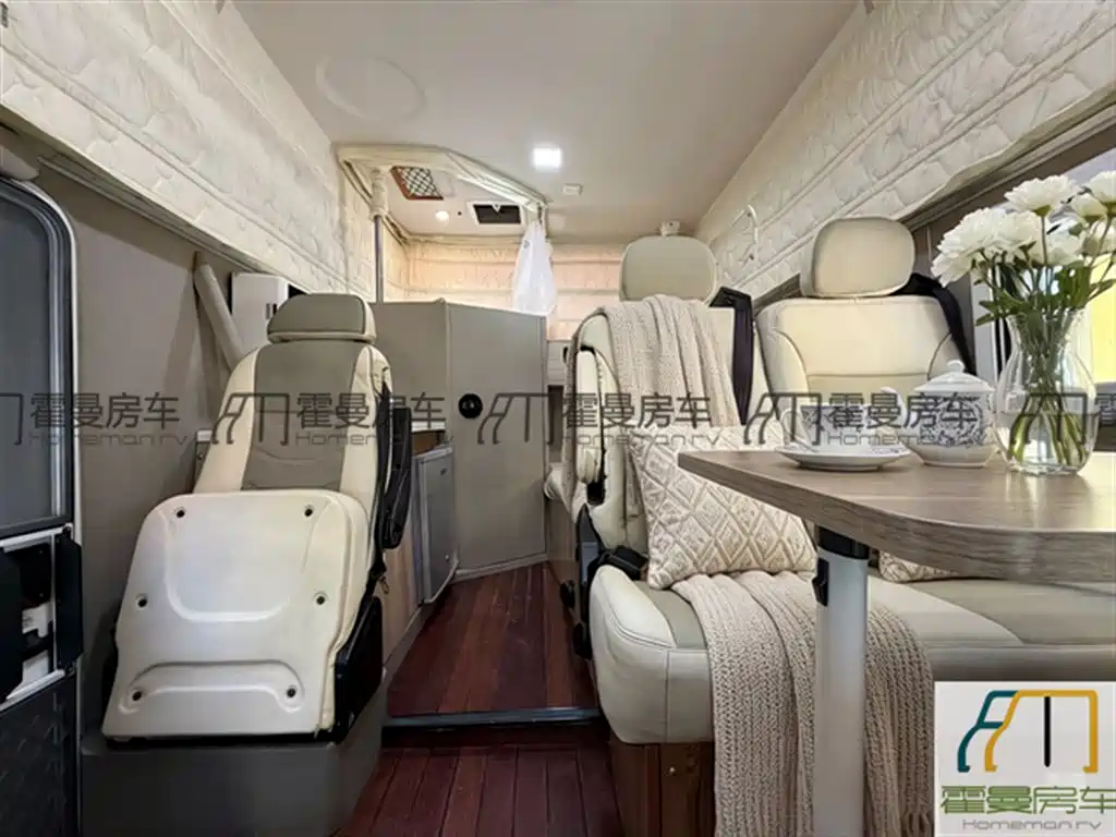 SAIC Maxus Maxus T70 2020 2020 2.0T Diesel Automatic 4WD Comfort Long Cab High Ground Clearance
