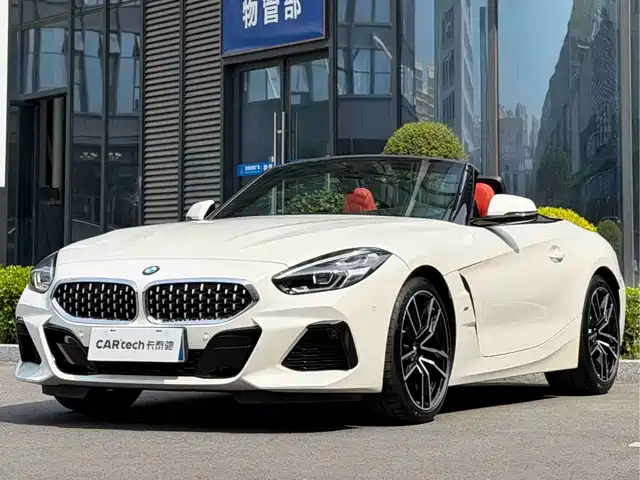 BMW Z4 sDrive 25i, M Спорт-пакет
