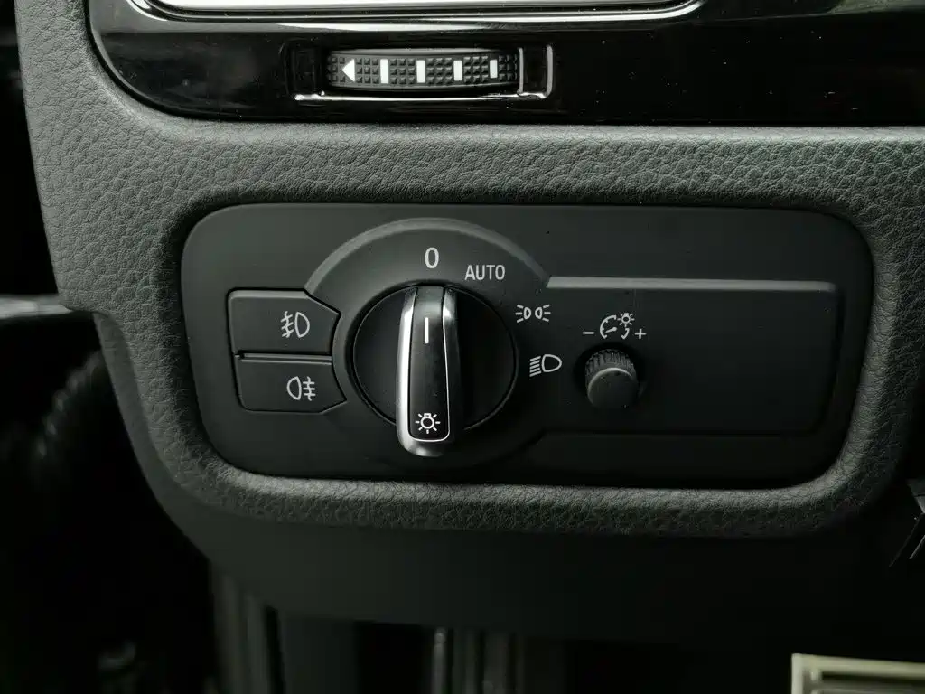 صورة 21 - Volkswagen Touareg