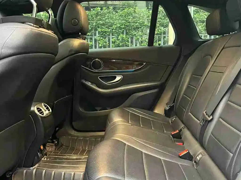 Mercedes-Benz GLC 2019 GLC 260 L 4MATIC Dynamic фото 10