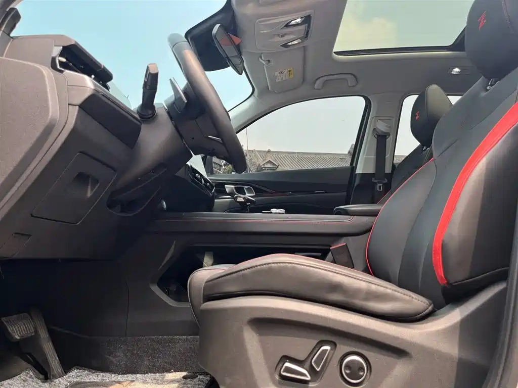 CHANGAN CHANGAN AUCHAN Z6