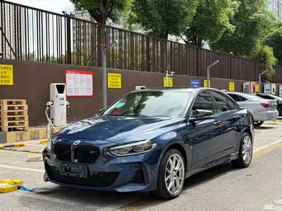 BMW 1