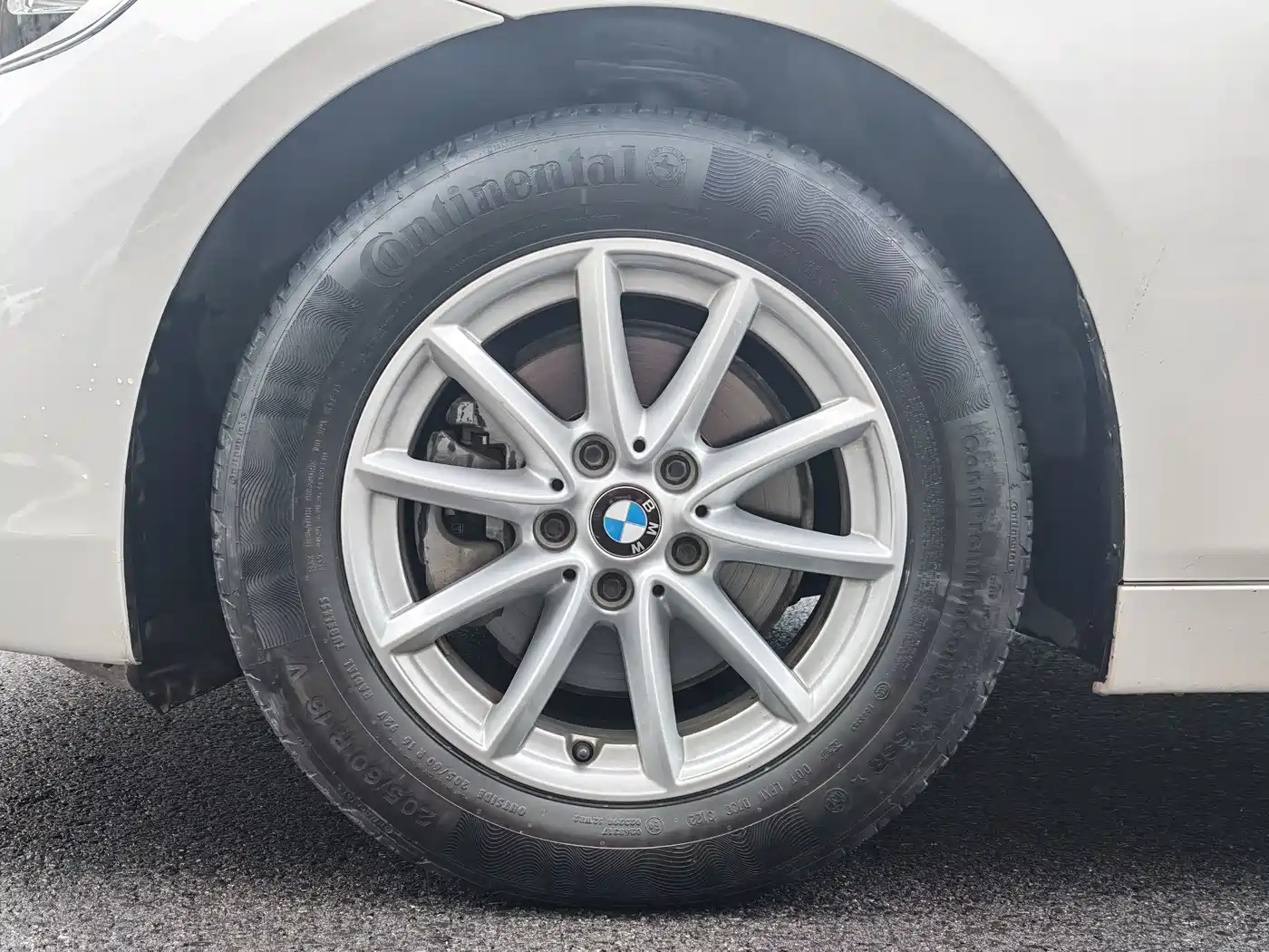 BMW 2 Series Touring 2019 2018 218i Sport Line