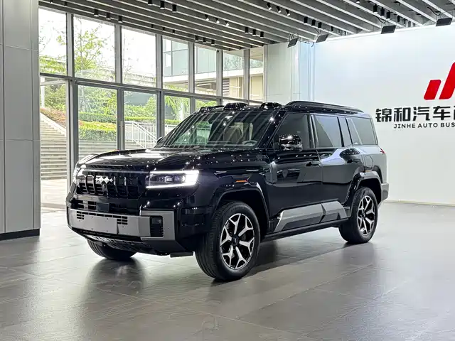 Fang Cheng Bao Leopard 8 2025 Zhiyong Flagship 7-Seater