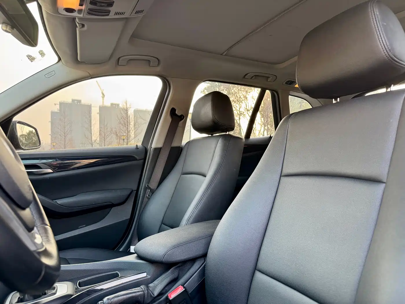 BMW X1 2015 Model sDrive18i Fashion Advanced Edition фото 13