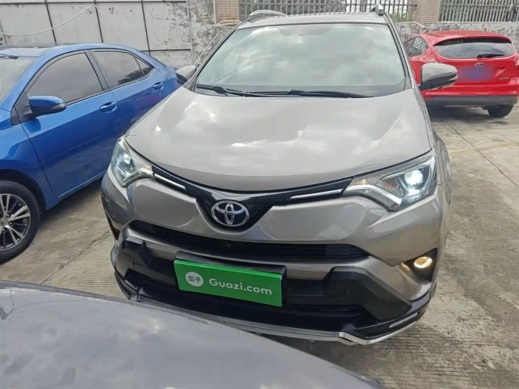 Toyota RAV4 Rongfang 2019 2.0L CVT 2WD Trend Edition China VI фото 3