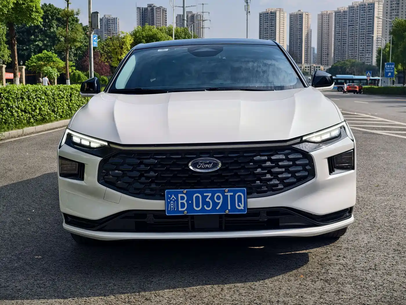 FORD MONDEO