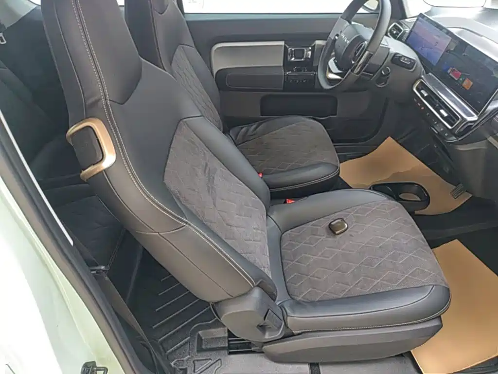 Baojun KiWi EV 2023 2023 Smart Luxury Edition LFP