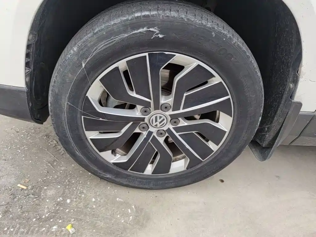 Фото 23 - Volkswagen Tharu