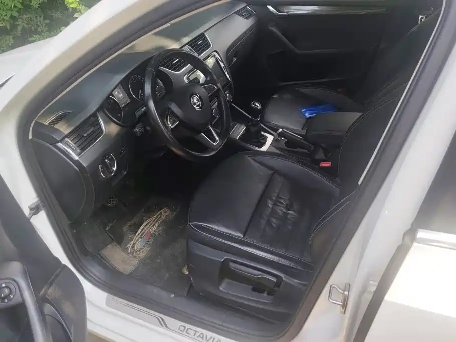 Фото 9 - Škoda Octavia