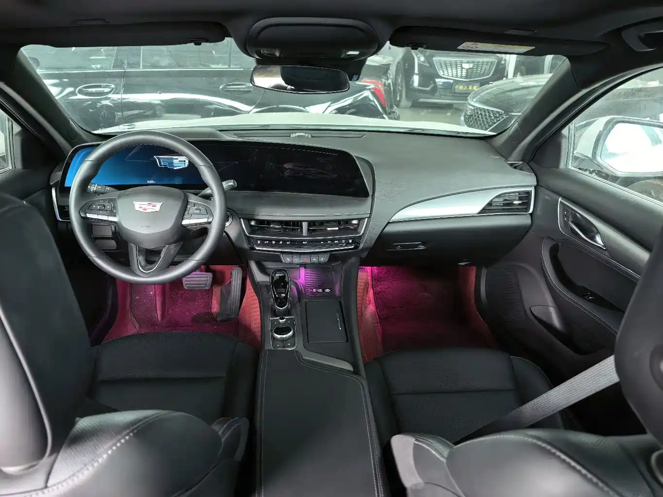 Cadillac CT5 2024 28T Luxury Model Pro фото 7