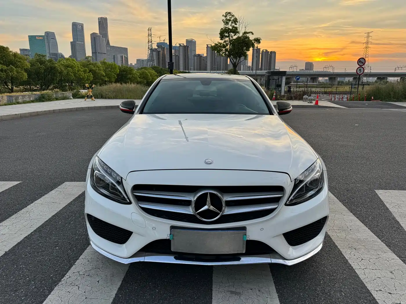 Mercedes-Benz C-Class 2015 Facelift C 200 L Sport фото 3
