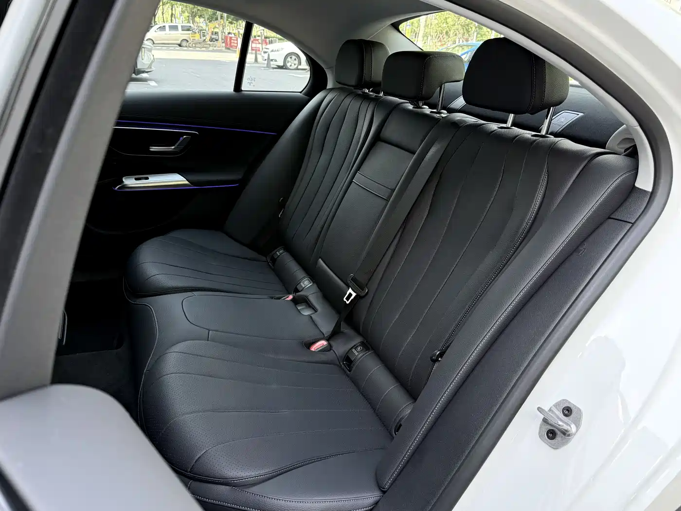 Mercedes-Benz E-Class (Import) 2026 E 260 Sport Edition фото 14