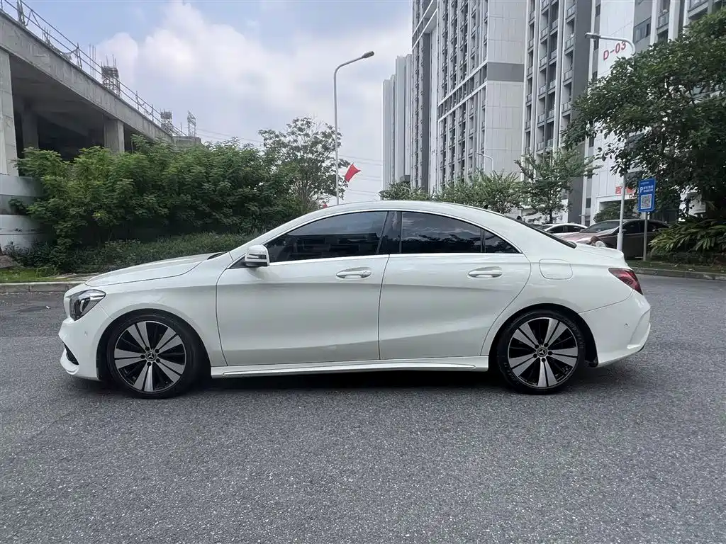 Mercedes-Benz CLA (Import) 2017 2017 Facelift CLA 200 Style