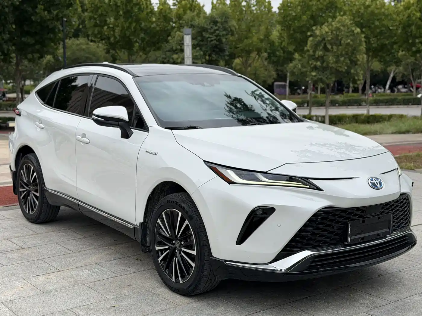 Photo 3 - Toyota Venza