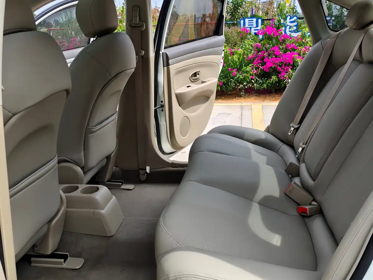 Photo 8 - Nissan Sylphy