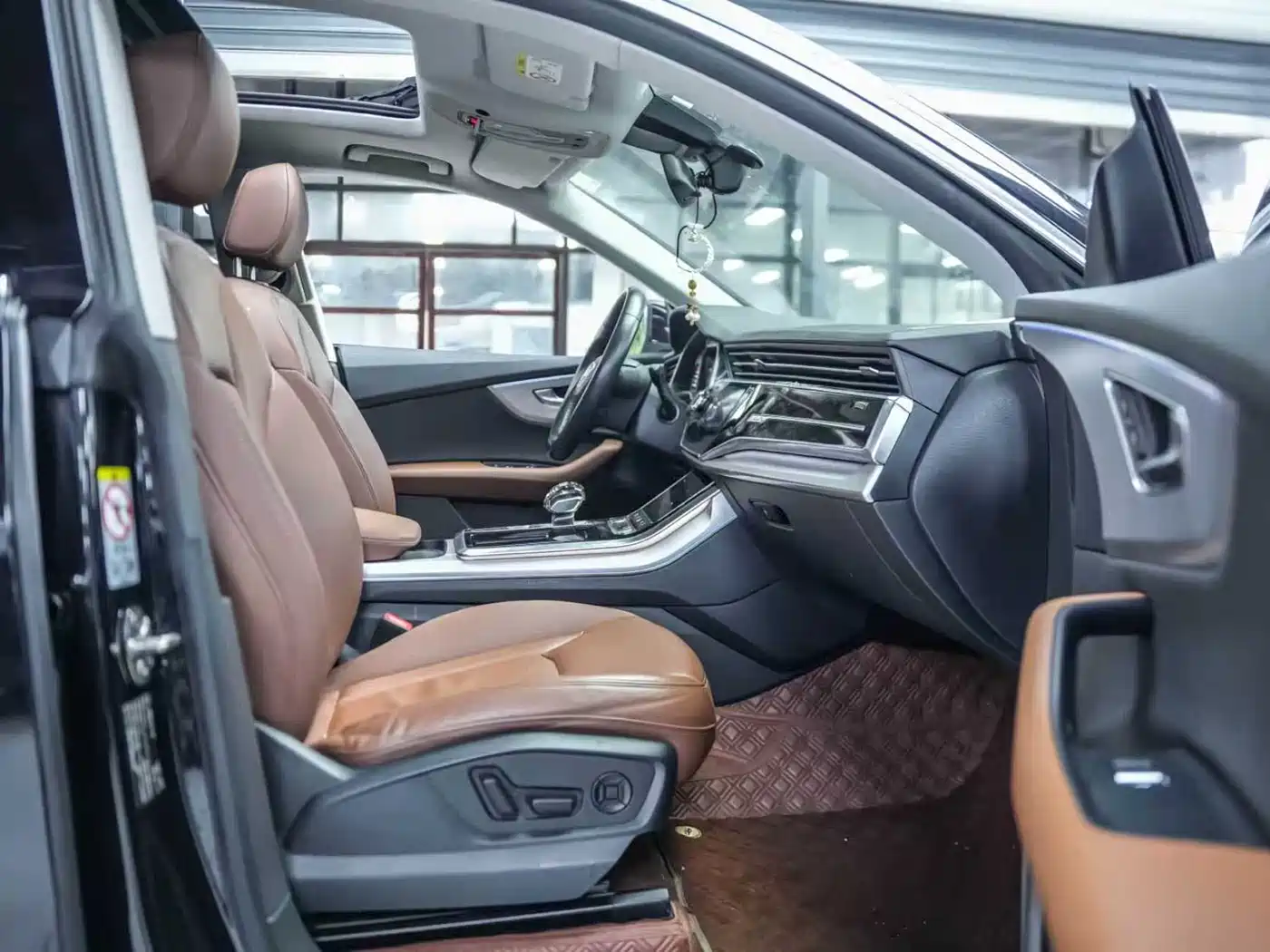 Audi Q8 2021 Model 55 TFSI Premium Dynamic фото 9