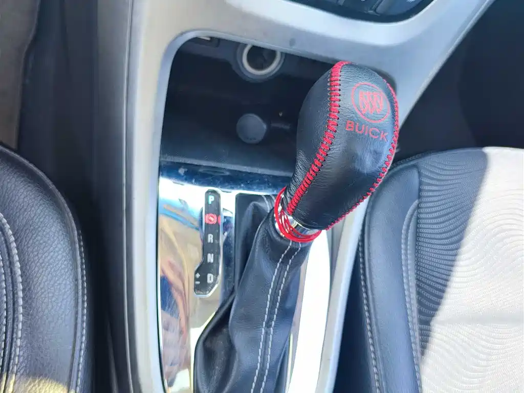 Buick Excelle 2013 Model XT 1.6L Automatic Fashion фото 15