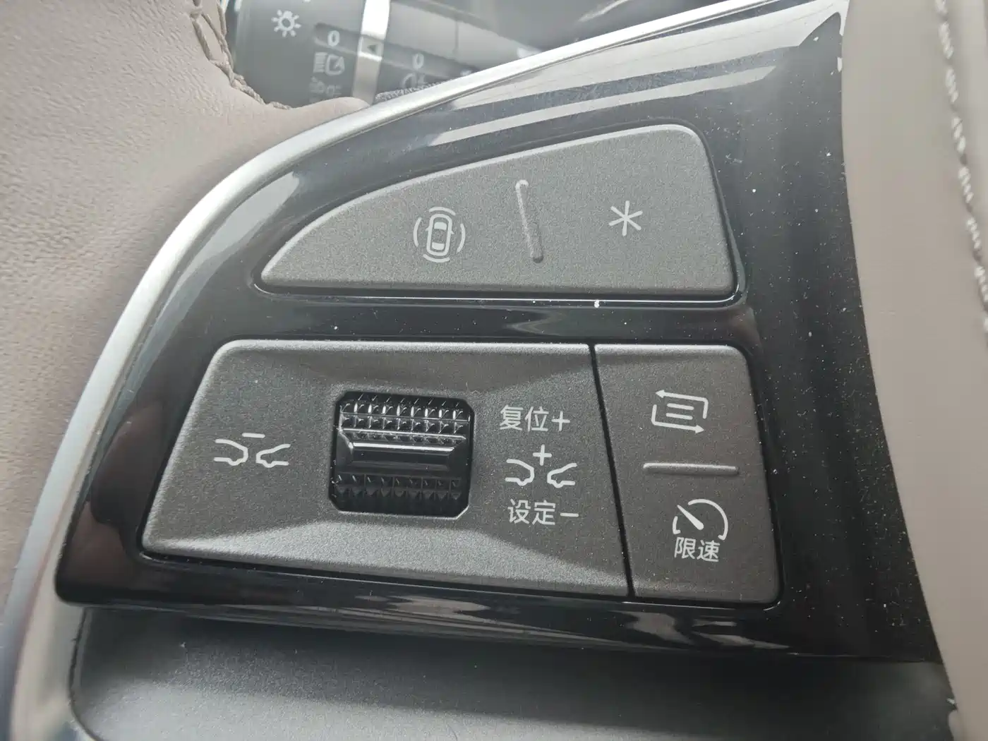 BYD Tang New Energy 2025 Smart Driving Edition DM-i 115KM Flagship фото 18
