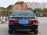 Фото 28 - Toyota Camry