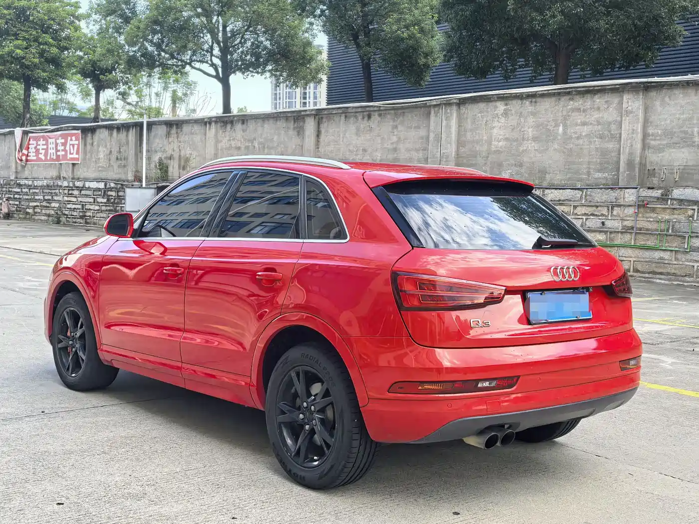 Фото 6 - Audi Q3
