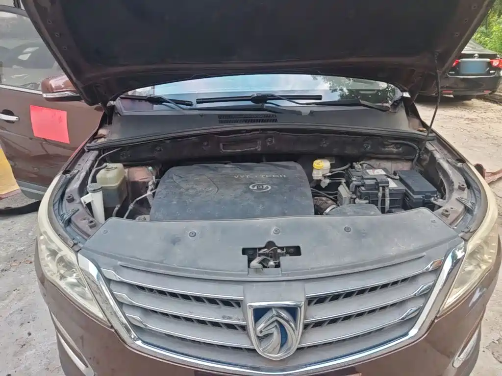 Baojun 560 2015 2015 1.8L Manual Elite
