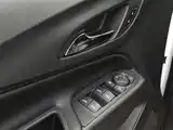 Фото 16 - Chevrolet Equinox