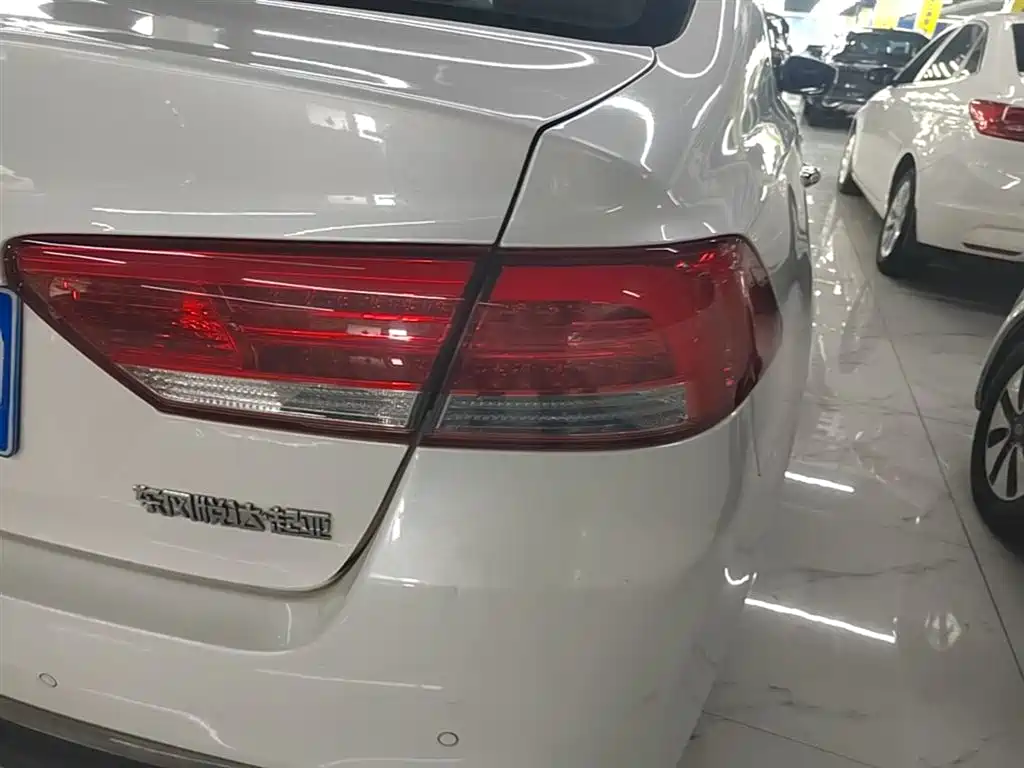 Kia K4 2015 1.8L Automatic DLX Special фото 8
