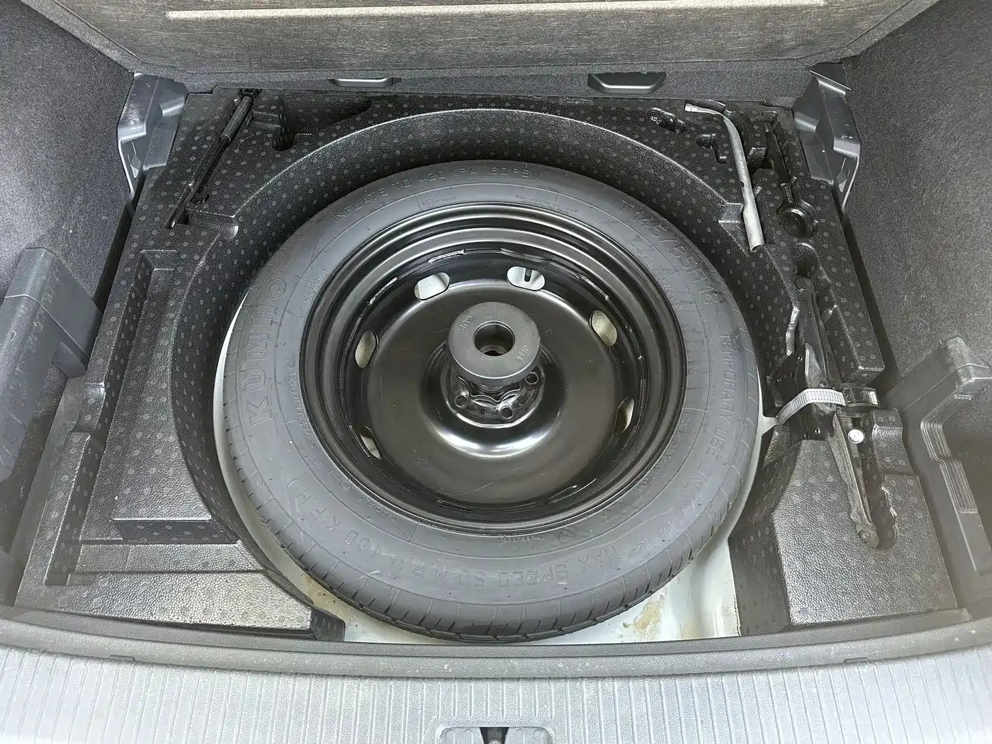 Volkswagen Tayron 2022 280TSI 2WD Luxury Smart Connect Edition фото 22