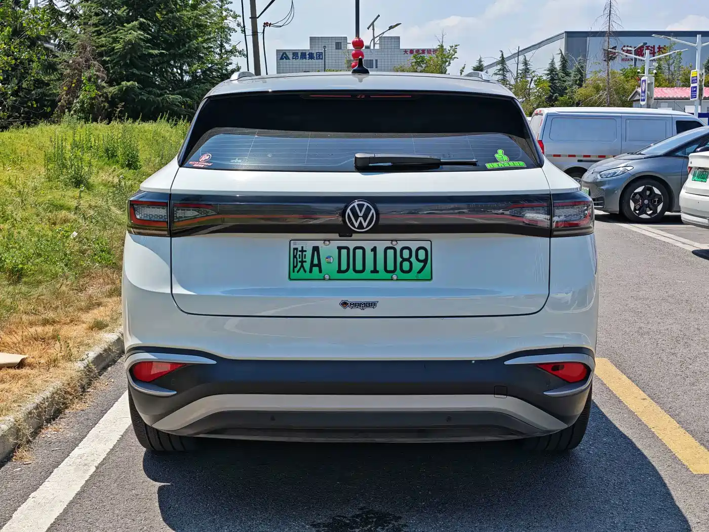Photo 8 - Volkswagen ID.4 X