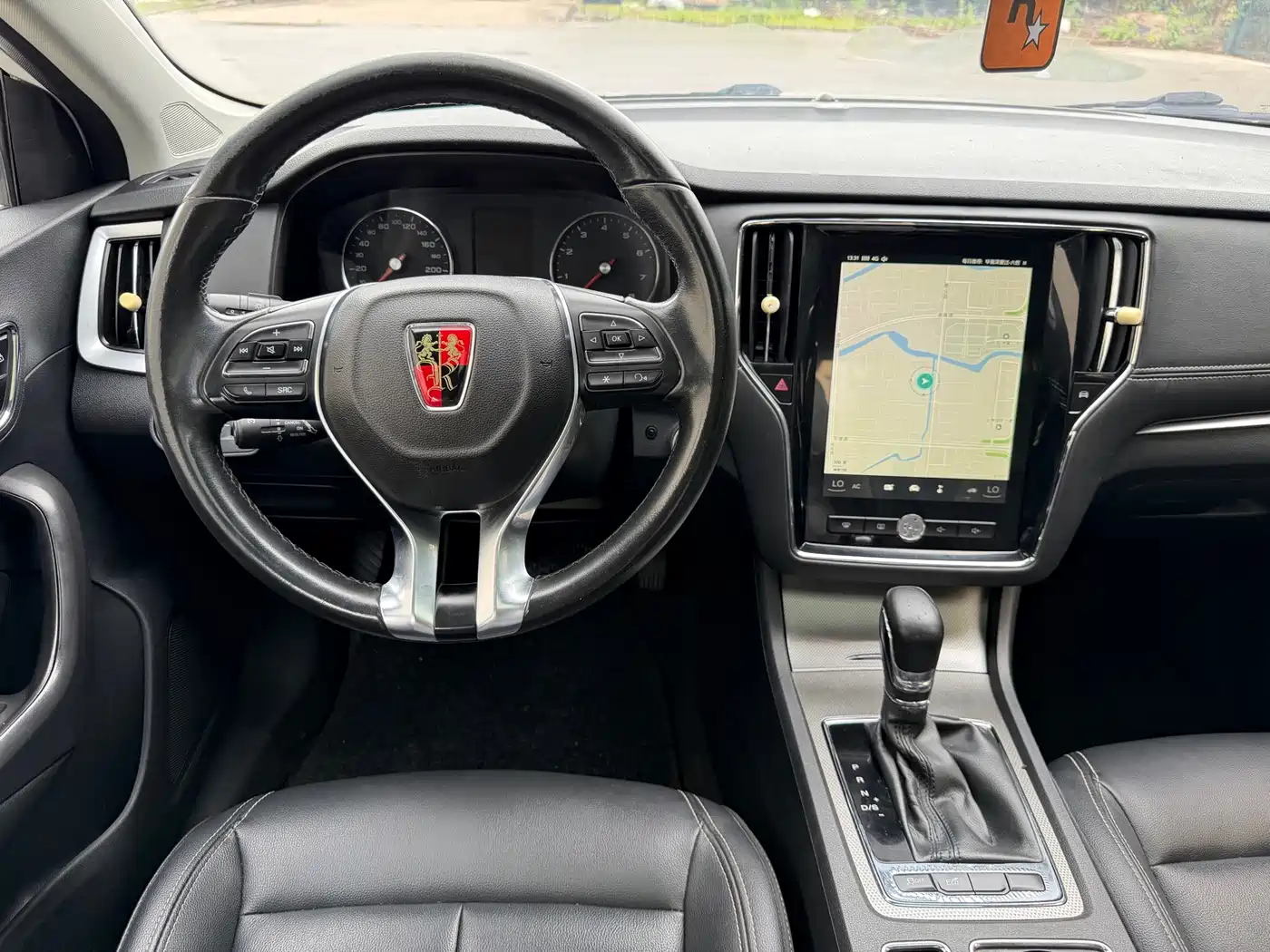 Roewe i6 2018 2018 20T Automatic Internet ZhiXiang Edition