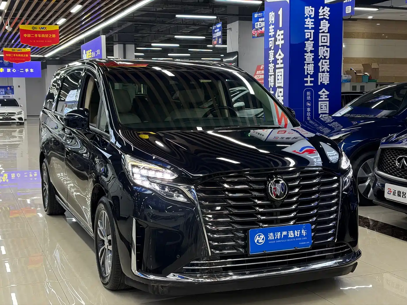 Buick GL8 2023 ES Landmaster Exclusive фото 3