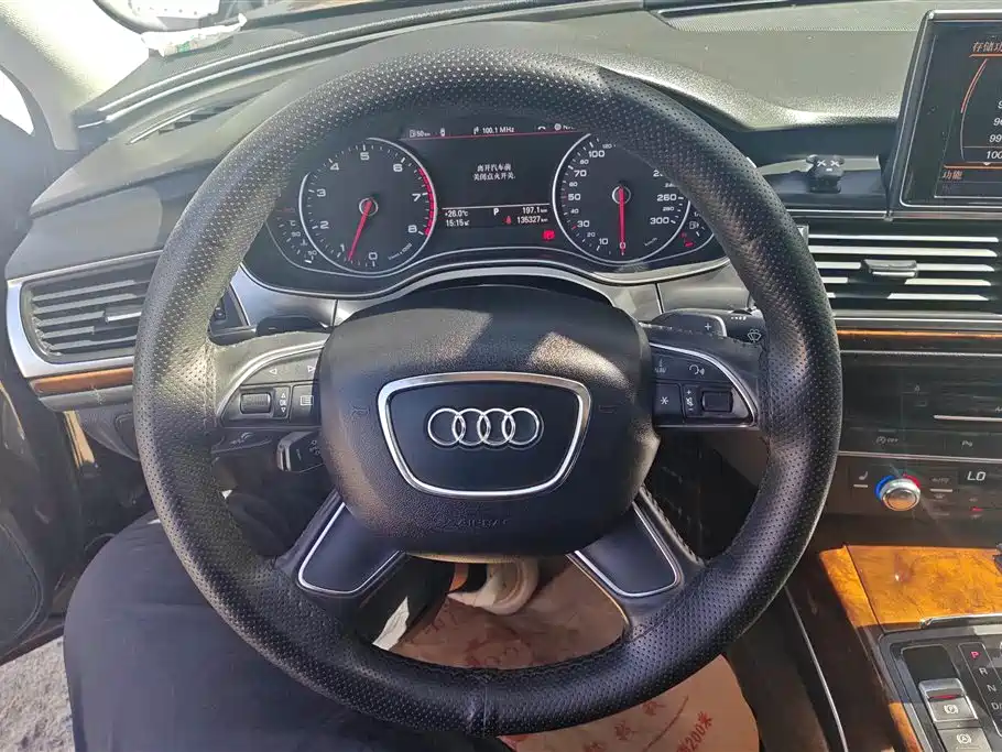 Audi A6L 2012 30 FSI Comfort фото 15
