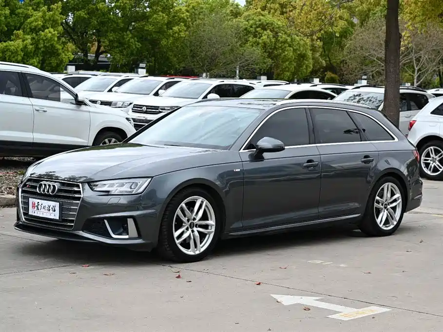 Audi A4 (Import) 2020 Avant Pioneer 40 TFSI Luxury Sport