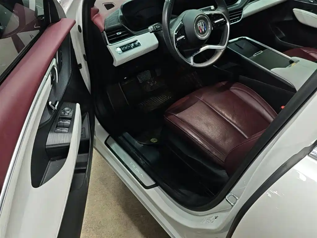 BUICK LACROSSE