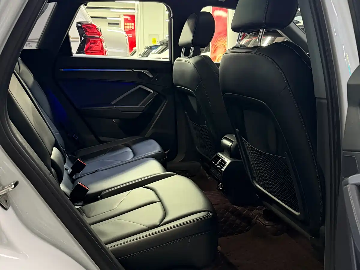 Фото 20 - Audi Q3