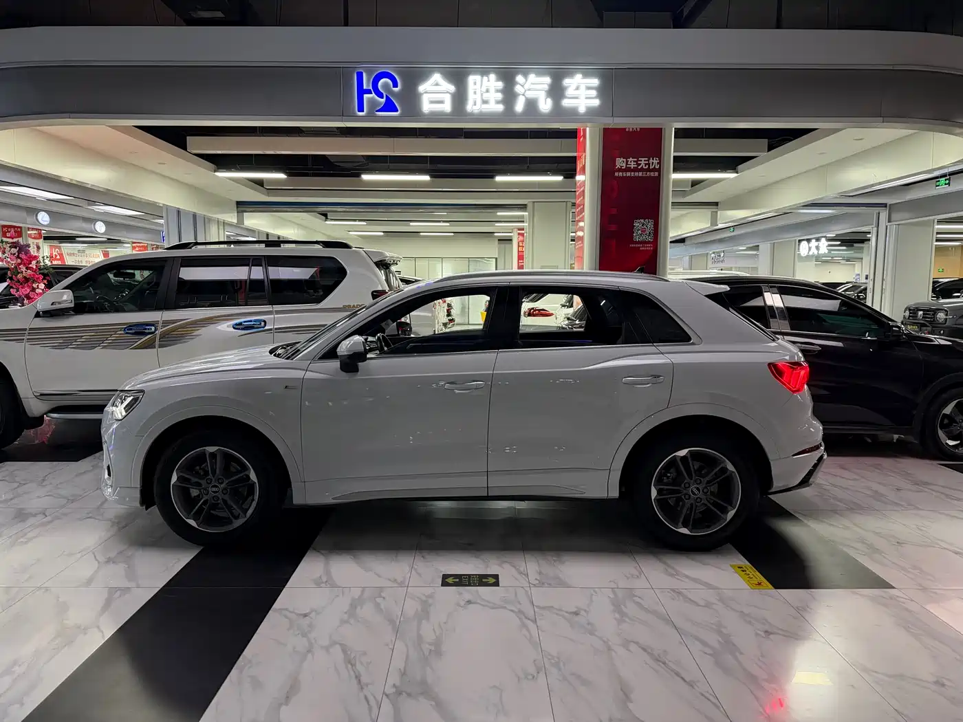 Фото 5 - Audi Q3