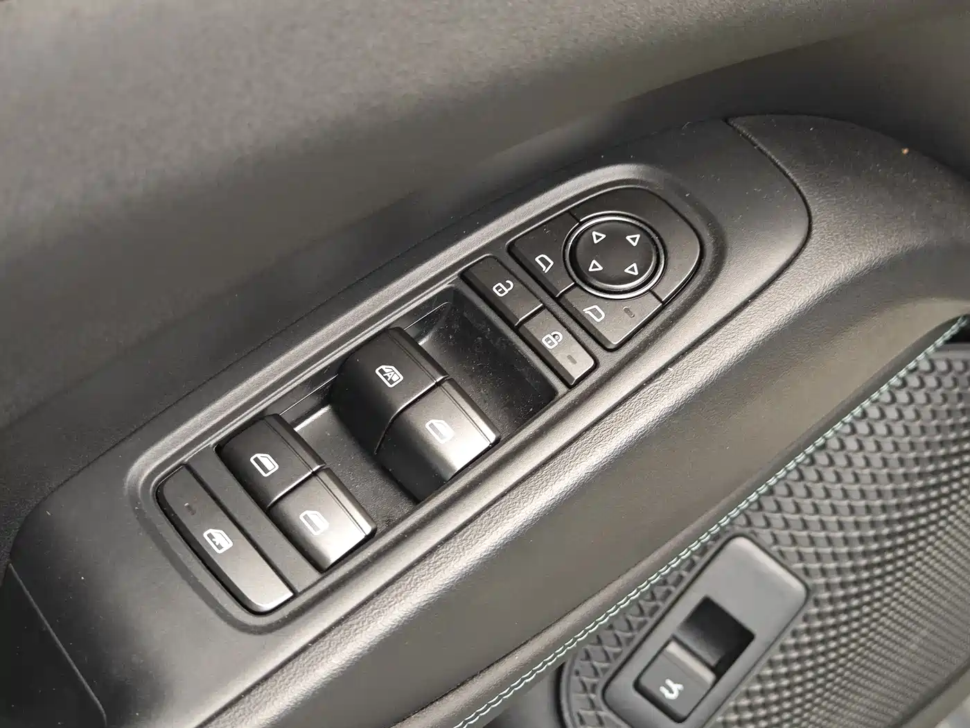 BYD Seal 06 New Energy 2026 DM-i Super Luxury Edition 128KM Premium фото 10