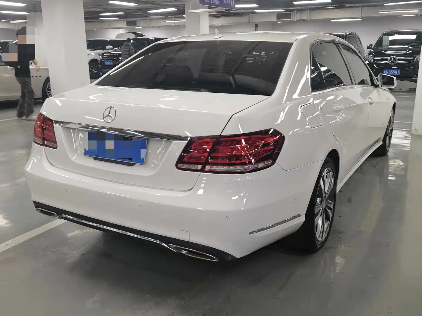 Mercedes-Benz E-Class 2015 E 200 L фото 4