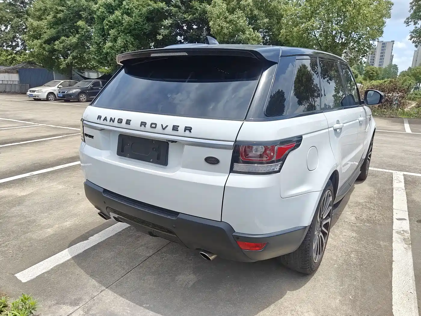 Land Rover Range Rover Sport 2017 3.0 SC V6 SE фото 4