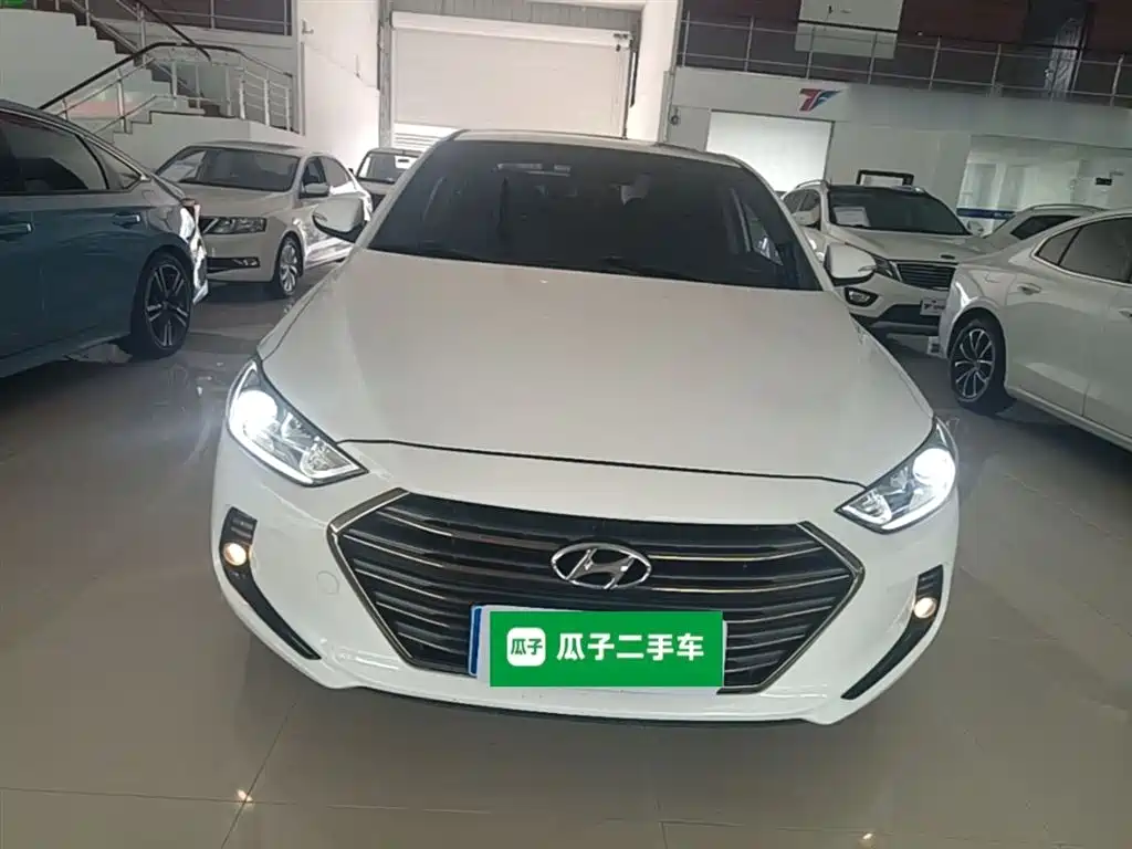 Hyundai Elantra 2018 1.4T DCT Dynamic·Vitality Model фото 3