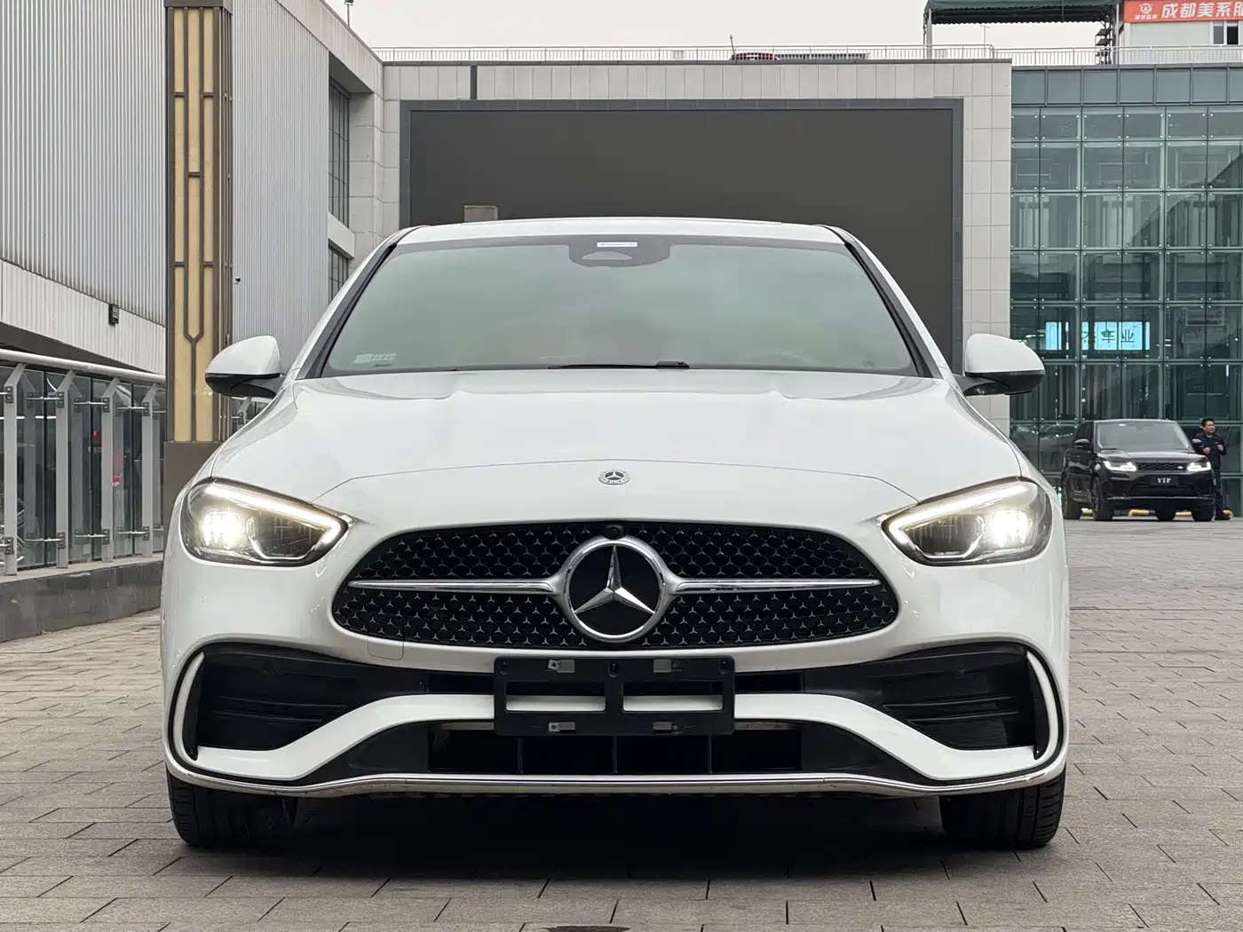 Mercedes-Benz C-Class 2023 C 200 L Sport фото 3