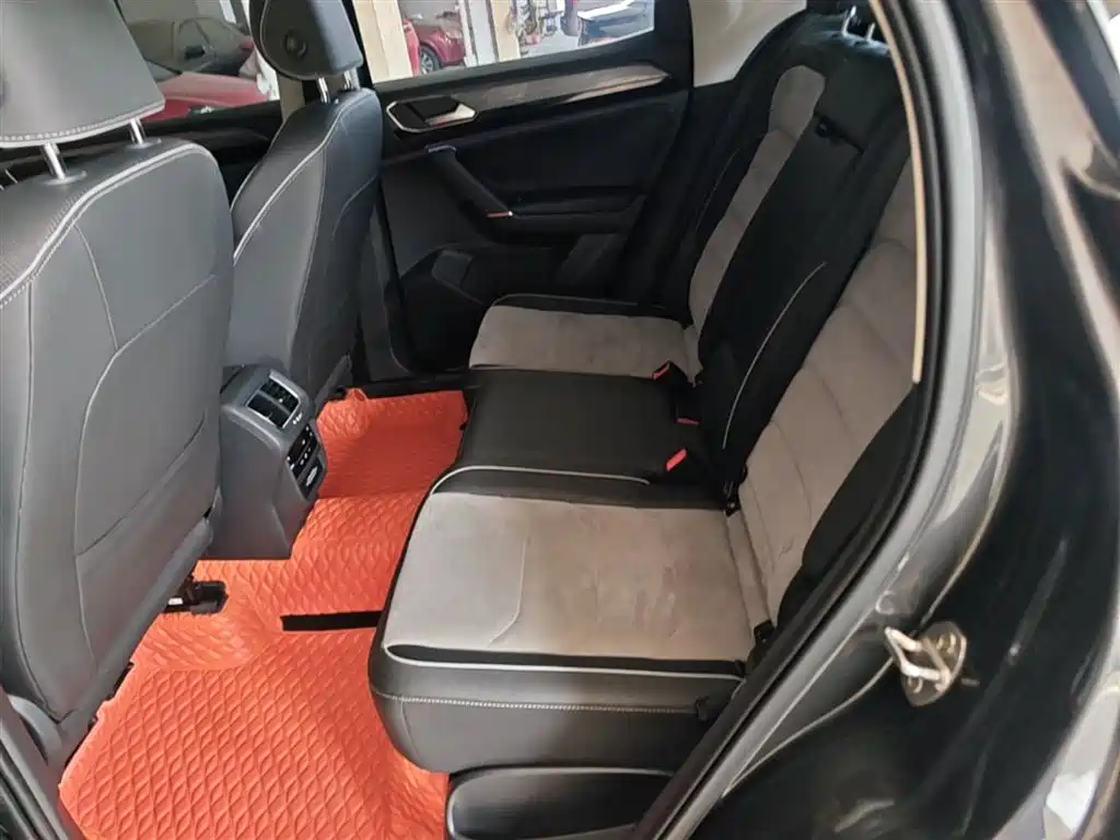 Volkswagen Tayron X 2020 330TSI 2WD Premium Smart Edition фото 17
