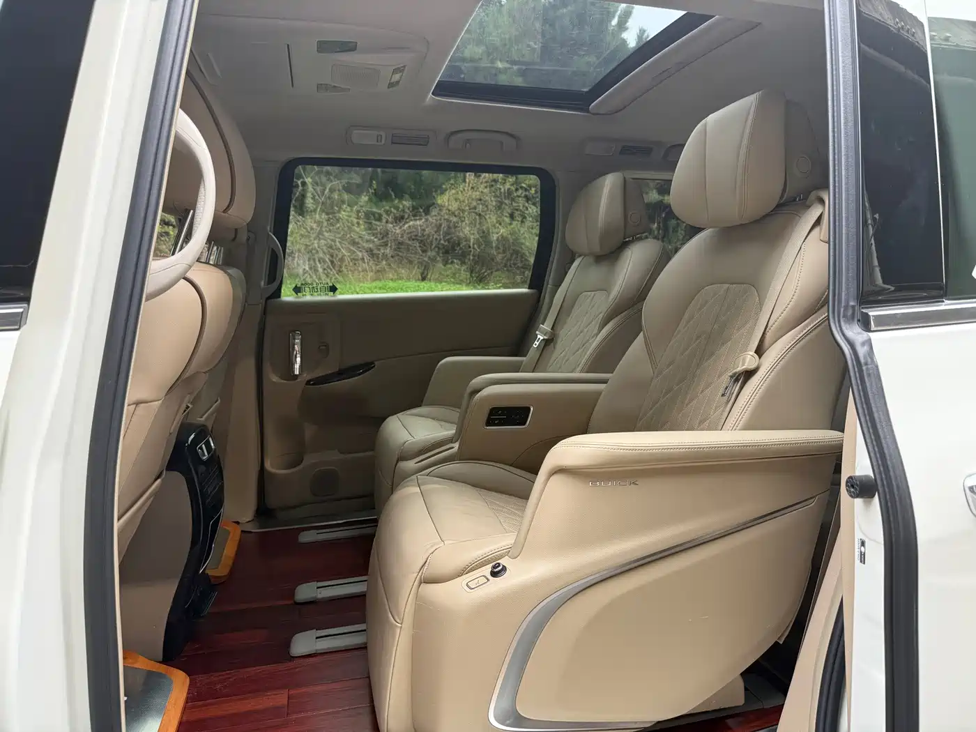 Nissan Quest 2018 2015 3.5L SL