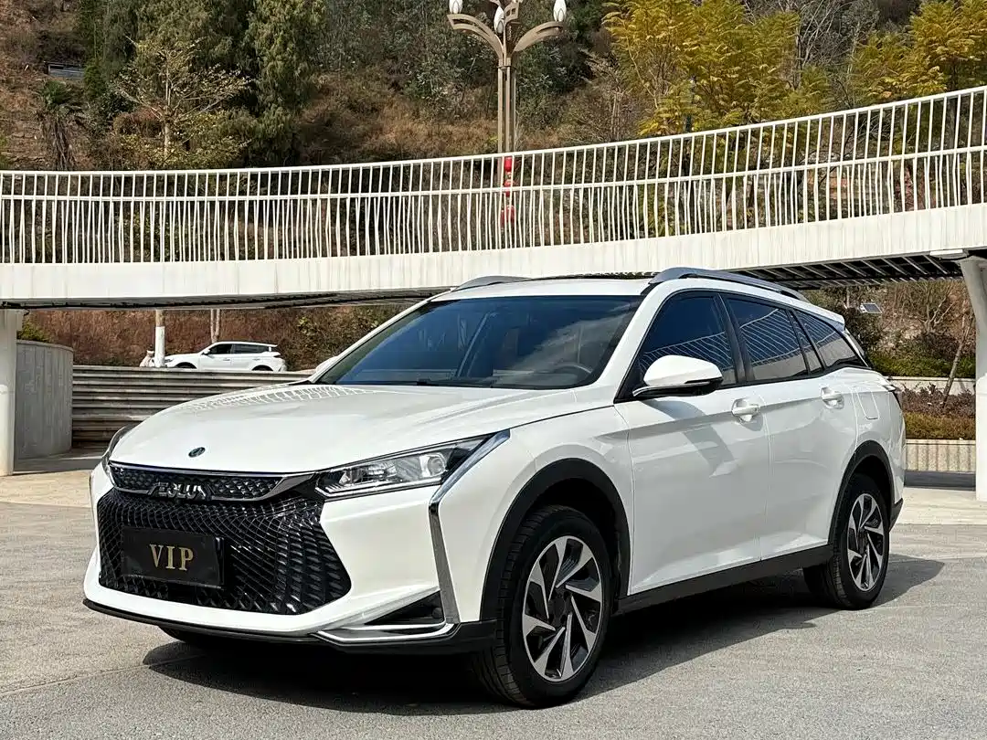 Dongfeng Aeolus Yixuan GS 2021 2021 230T Auto Chasing Glory Samurai Edition
