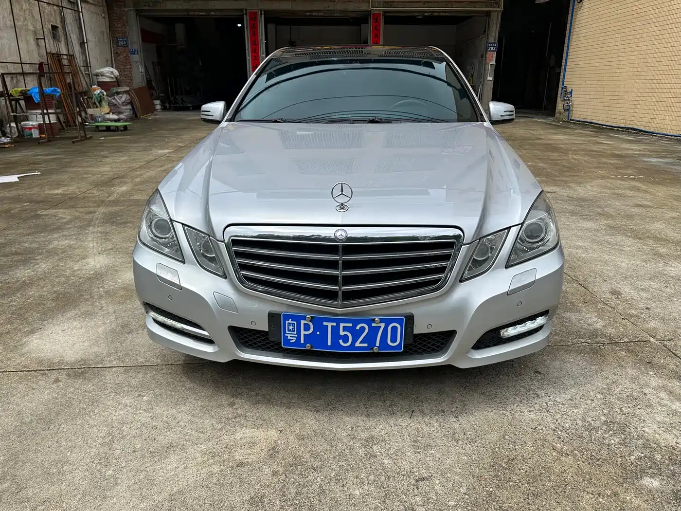 Mercedes-Benz E-Class 2011 E 300 L Fashion Premium фото 2