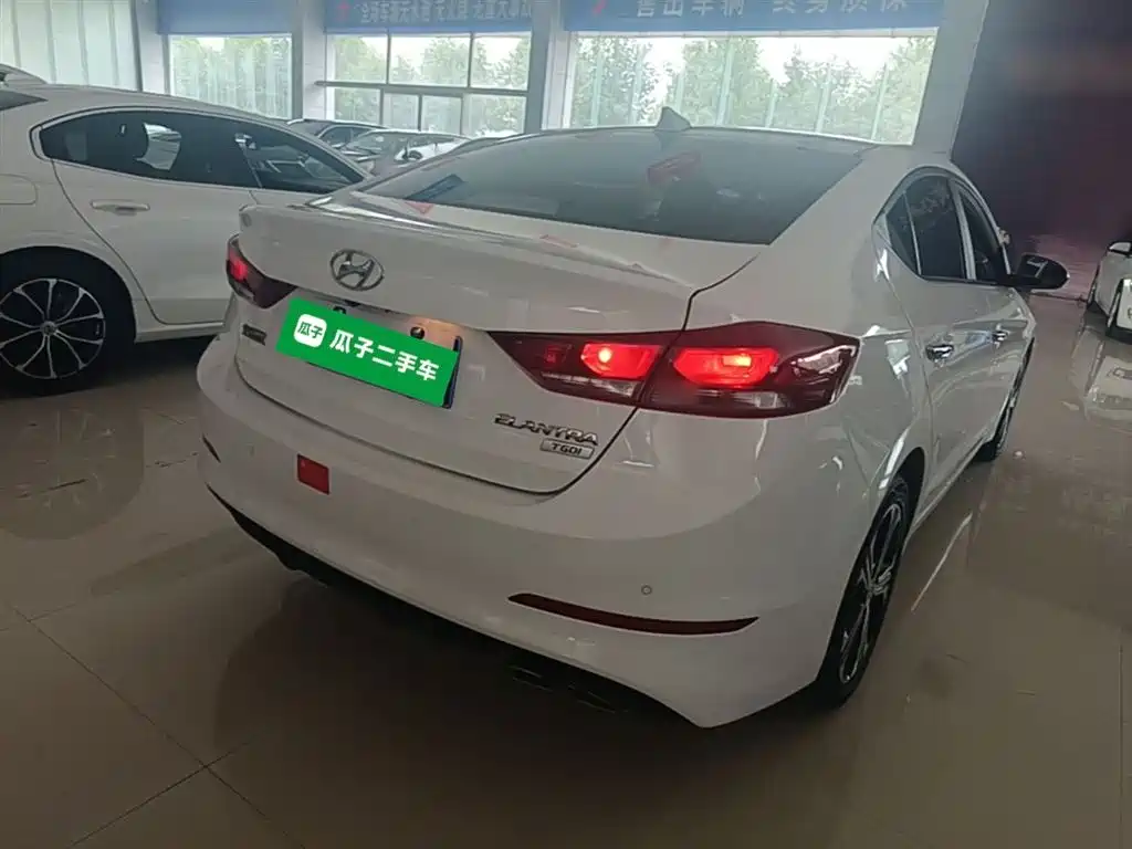 Hyundai Elantra 2018 1.4T DCT Dynamic·Vitality Model фото 7