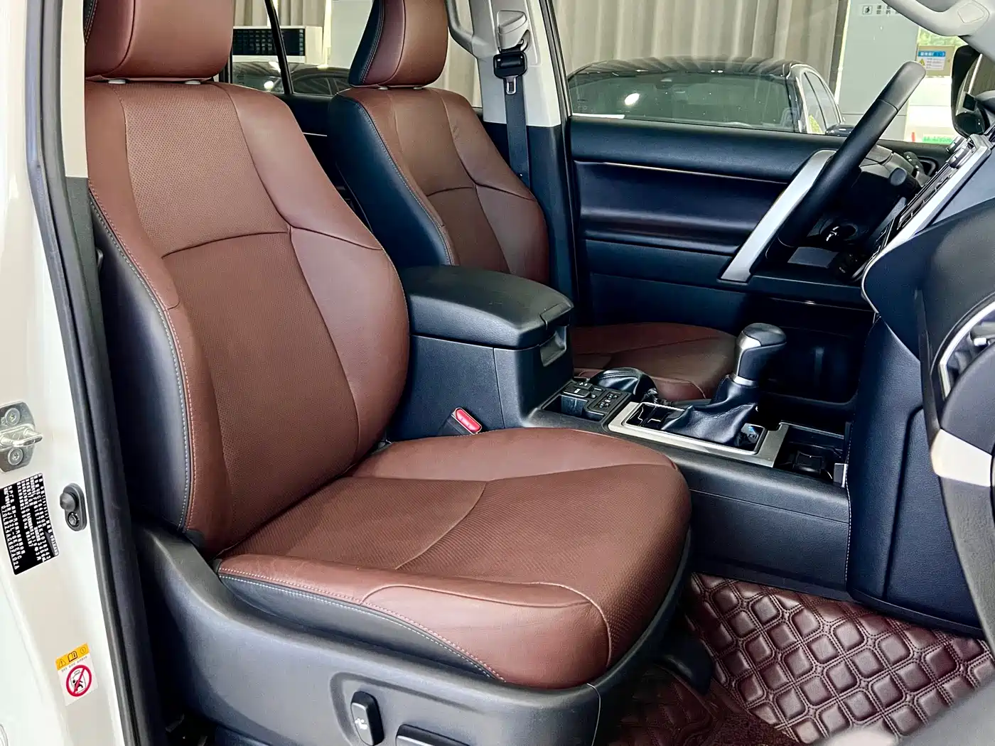 Toyota Prado 2019 3.5L Automatic TX-L Zunxiang Edition фото 7