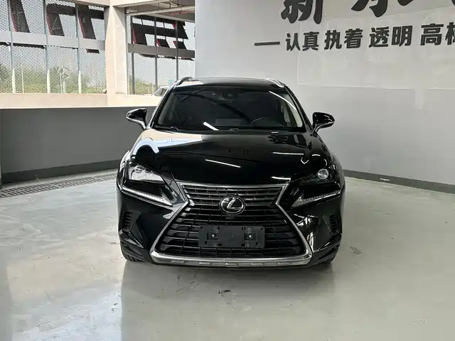 Lexus NX 2017 200 AWD Sharp Style Edition — фото 3
