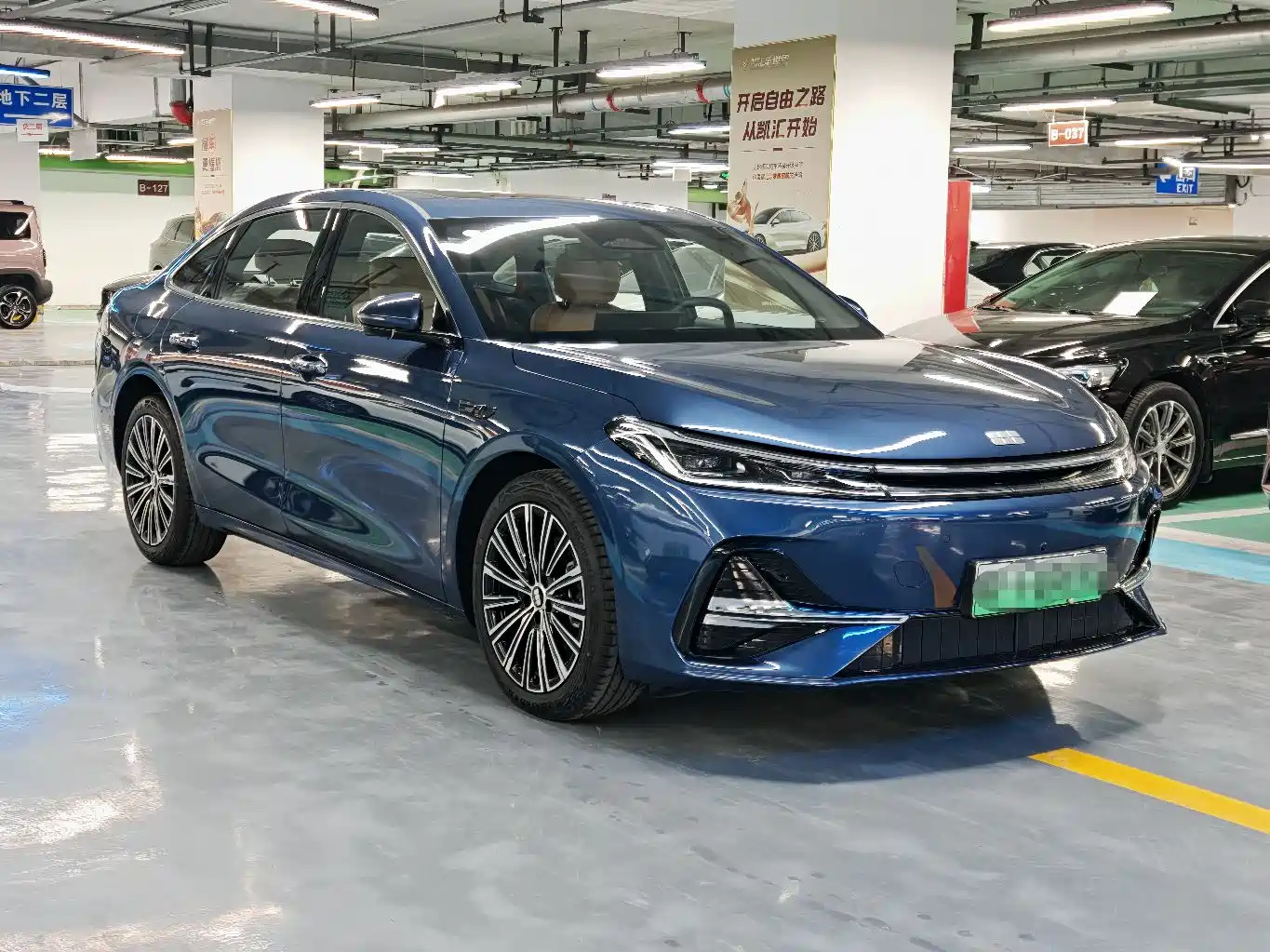 Geely Galaxy Galaxy A7 2025 EM-i фото 3